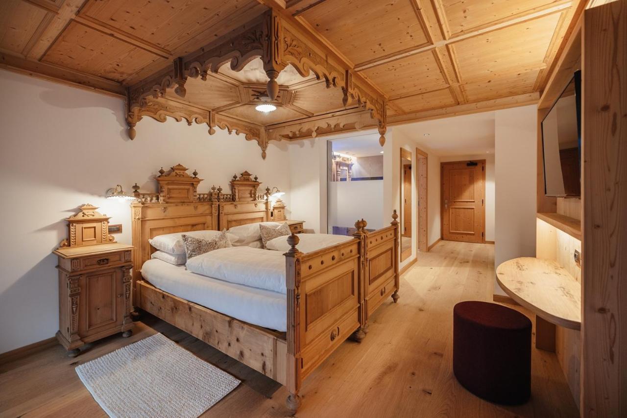 Albergo Posta Pederoa La Valle Esterno foto