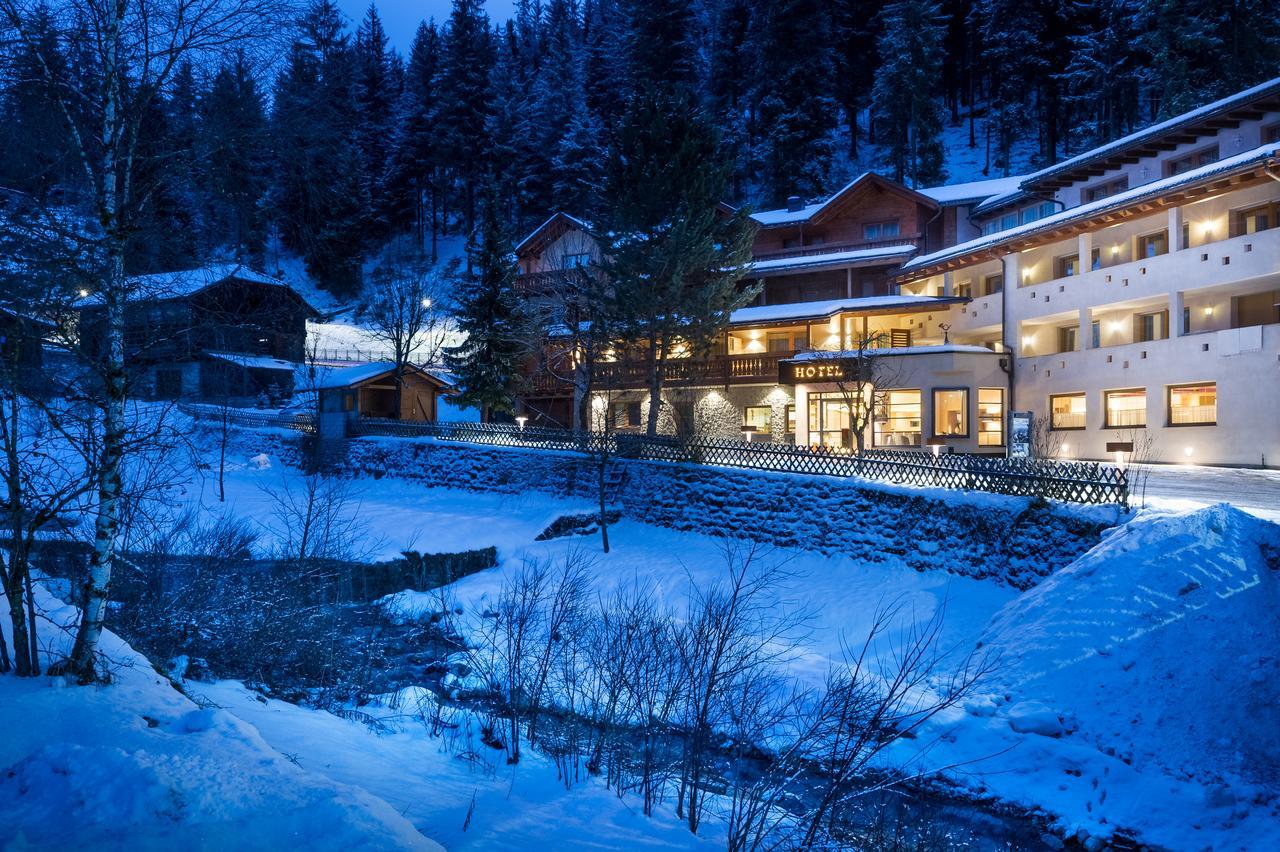 Albergo Posta Pederoa La Valle Esterno foto