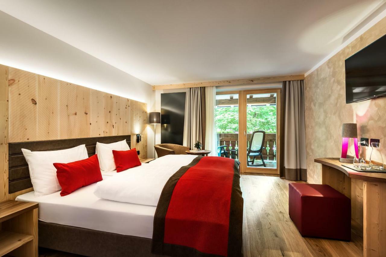 Albergo Posta Pederoa La Valle Esterno foto