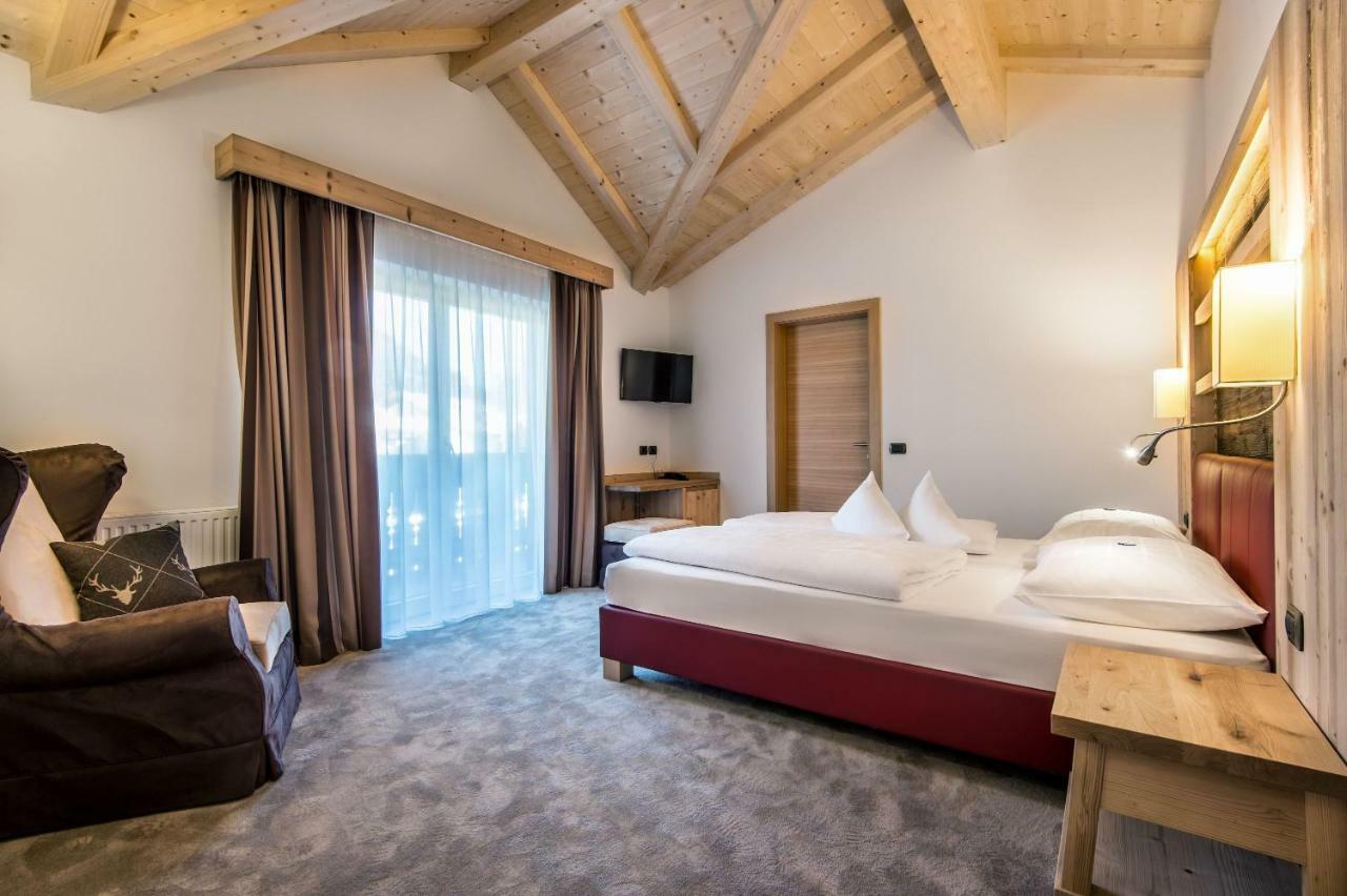 Albergo Posta Pederoa La Valle Esterno foto